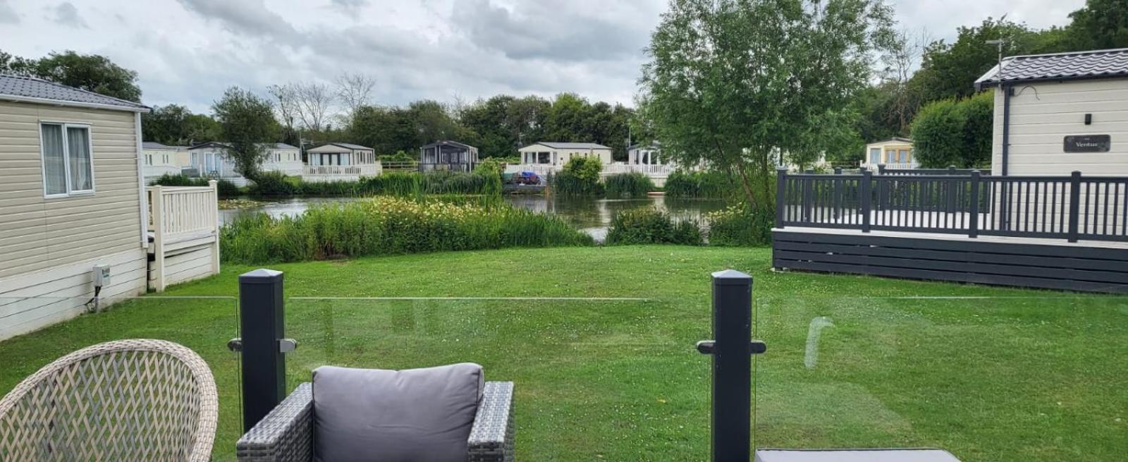Casa Sul Lago South Cerney Exterior foto